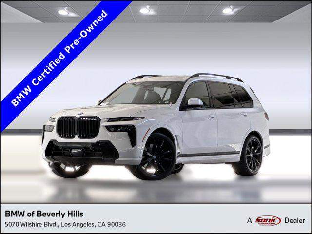 2025 BMW X7 front